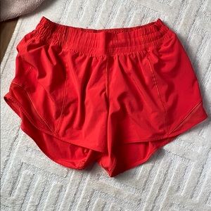 Bright red lulu lemon hotty hots